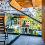Arena Apartment